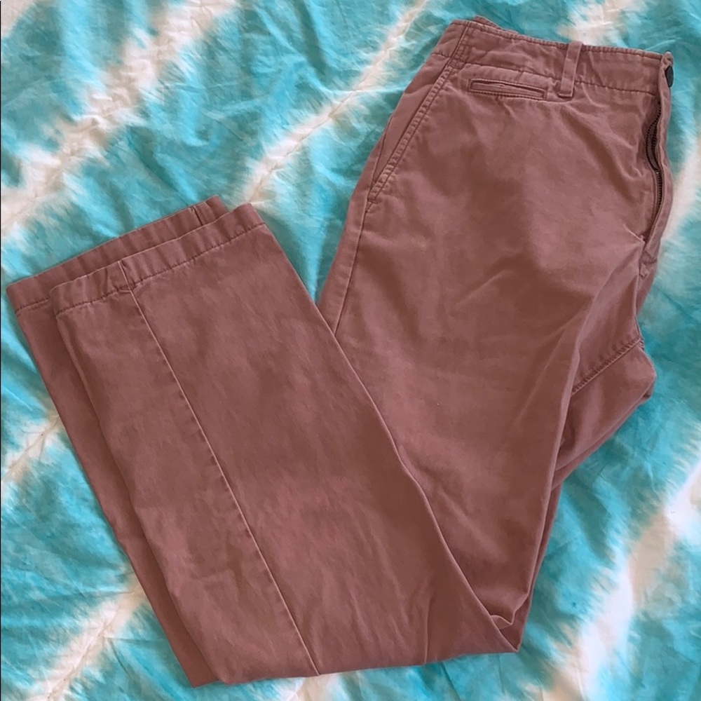 Mauv pants.